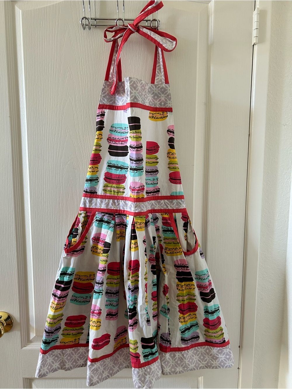 Paper Source Retro Colorful Macaron Print Full Kitchen Apron with Pockets